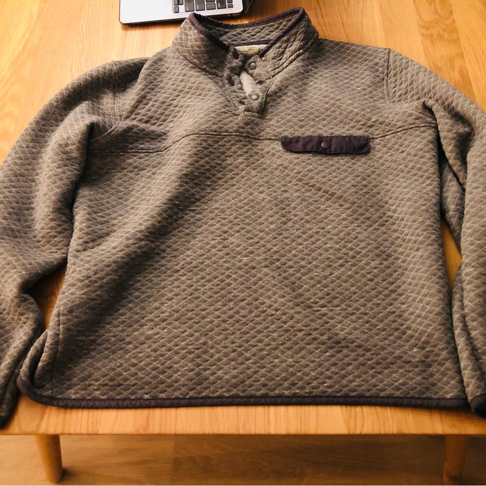 Marine Layer quilted pullover — men’s large